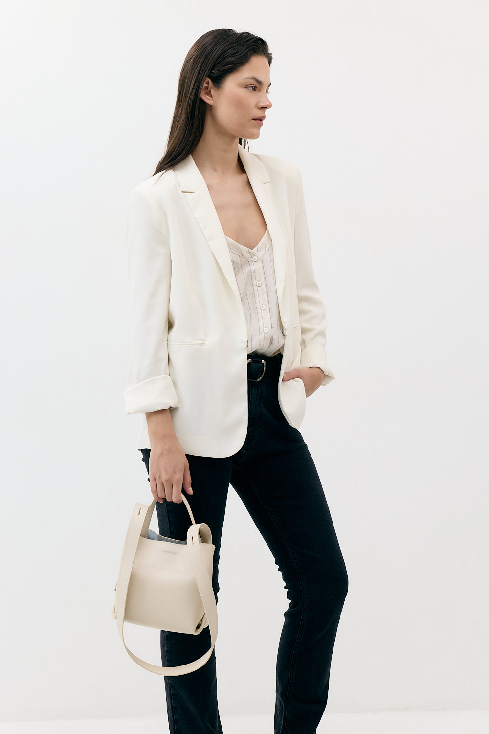 THE COOL FIT BLAZER