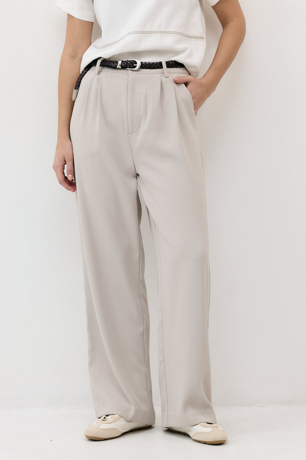 LOOSE WIDE LEG PANTS