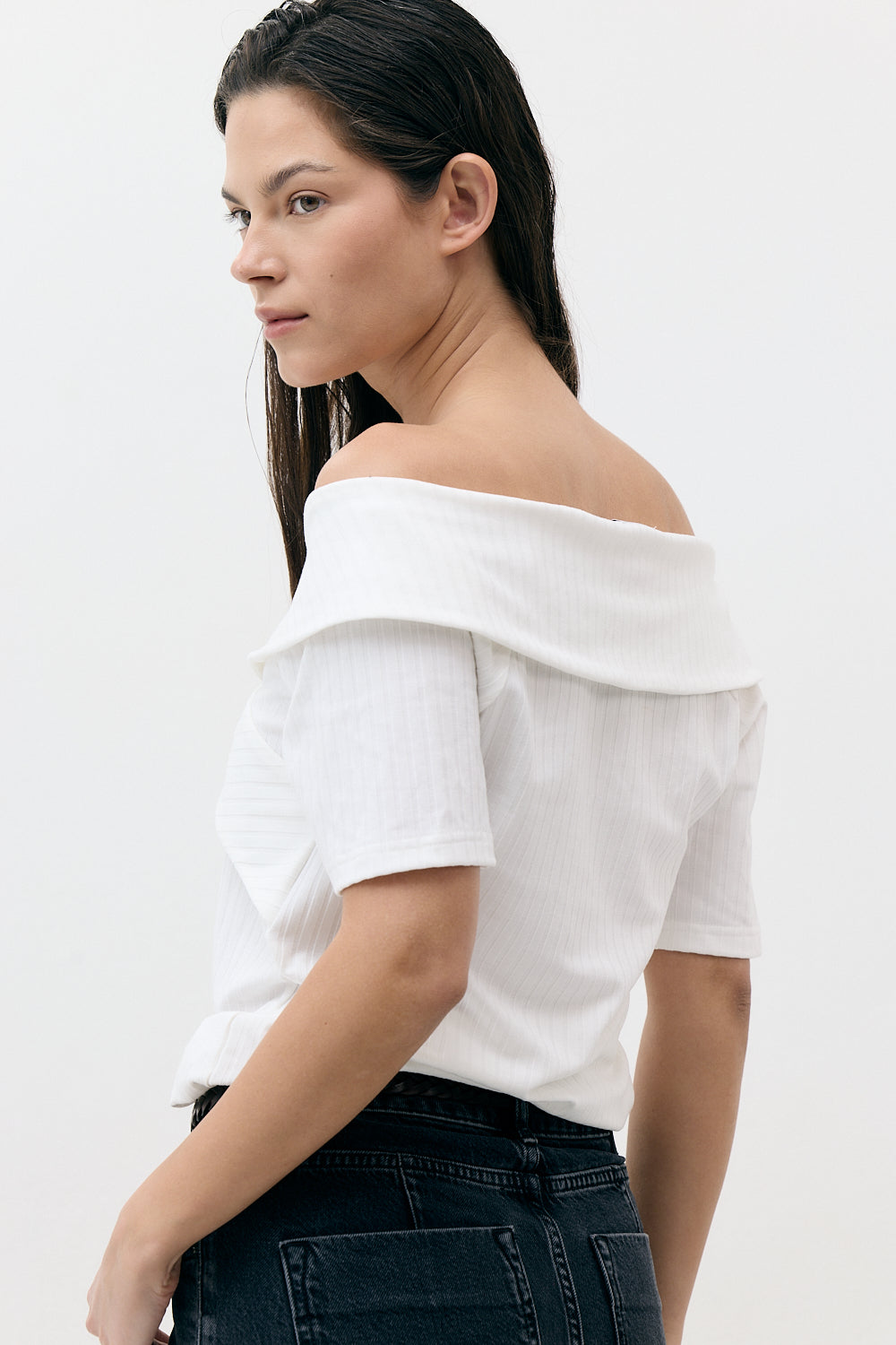 OFF SHOULDER TOP