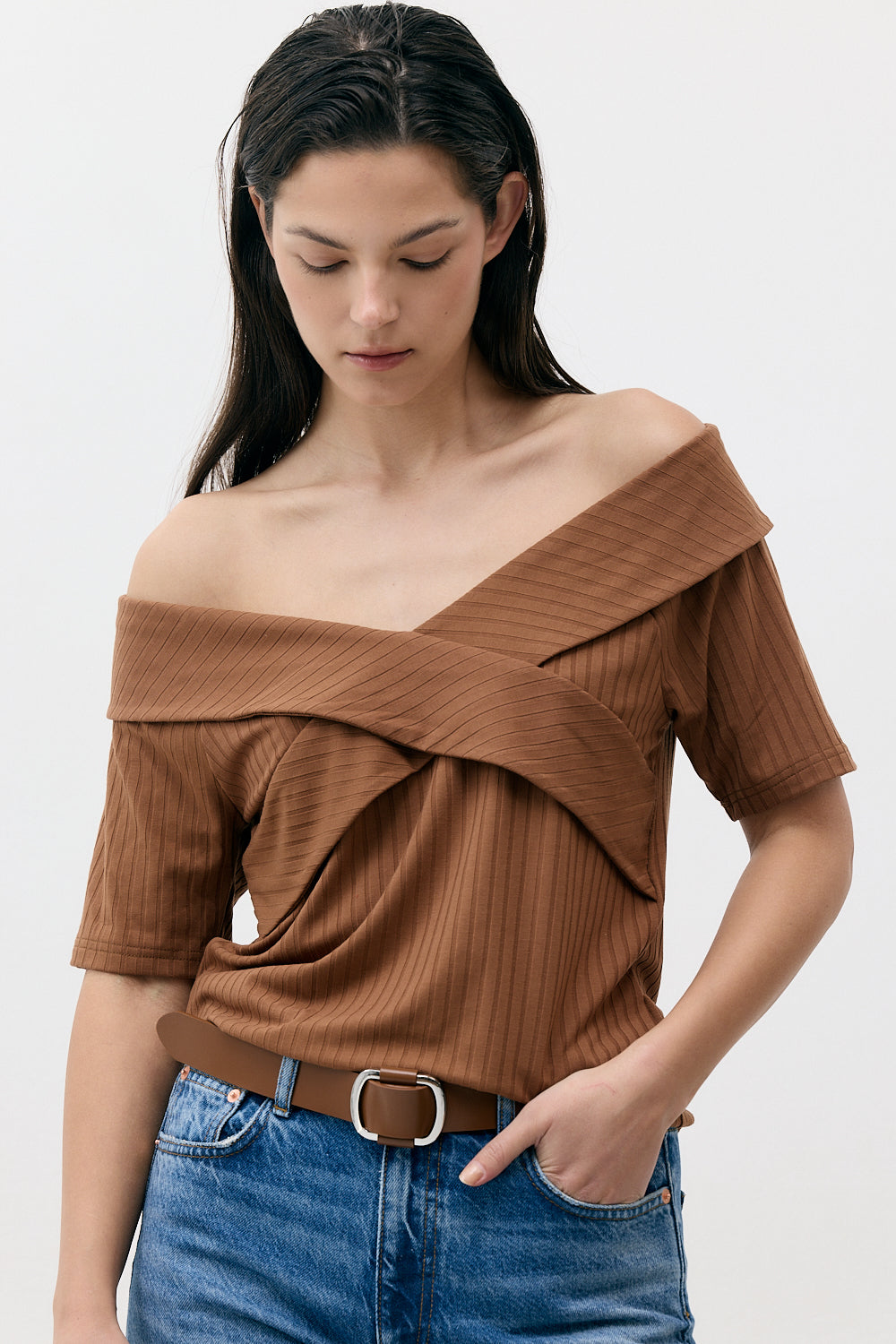 OFF SHOULDER TOP