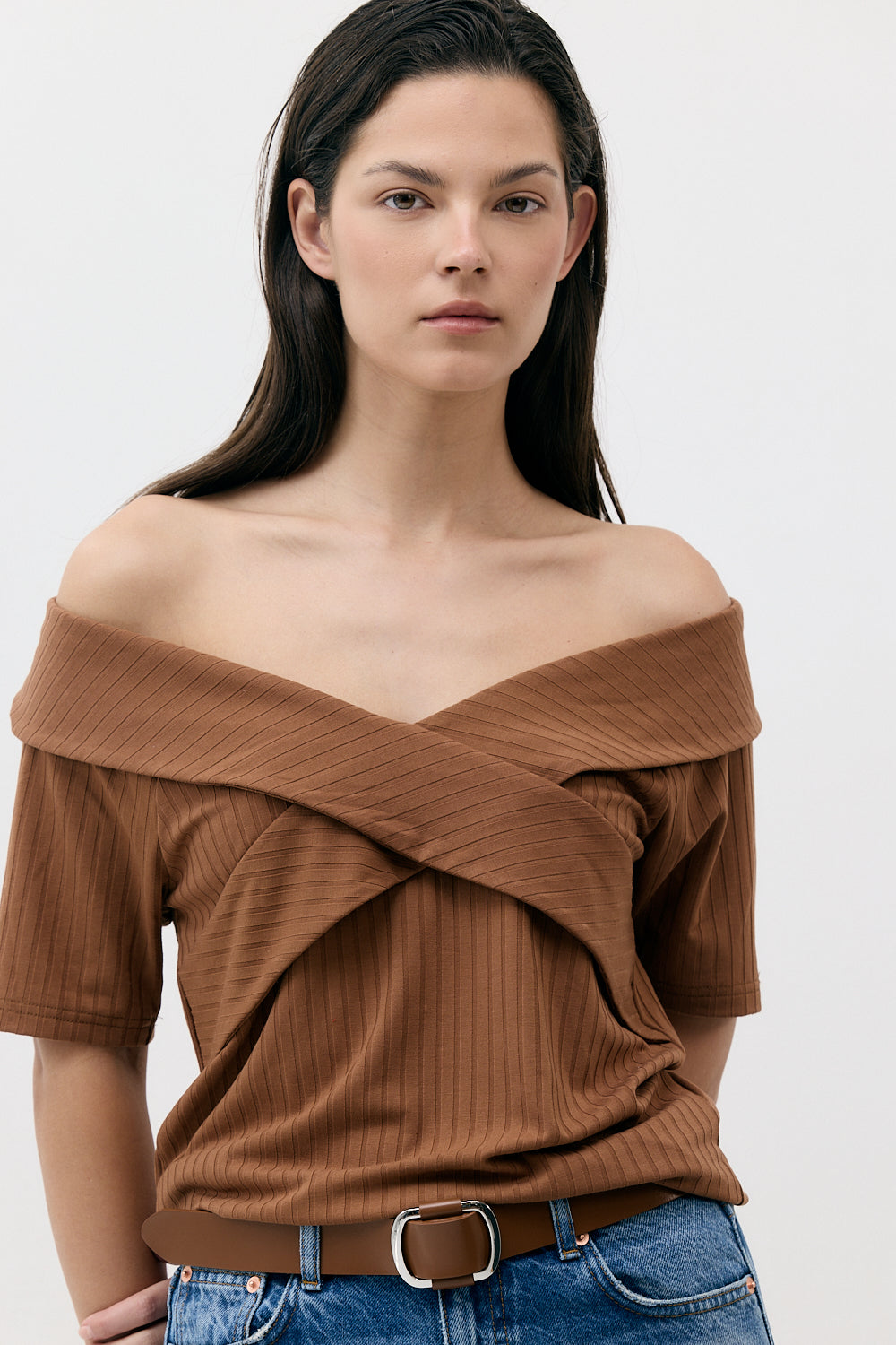 OFF SHOULDER TOP