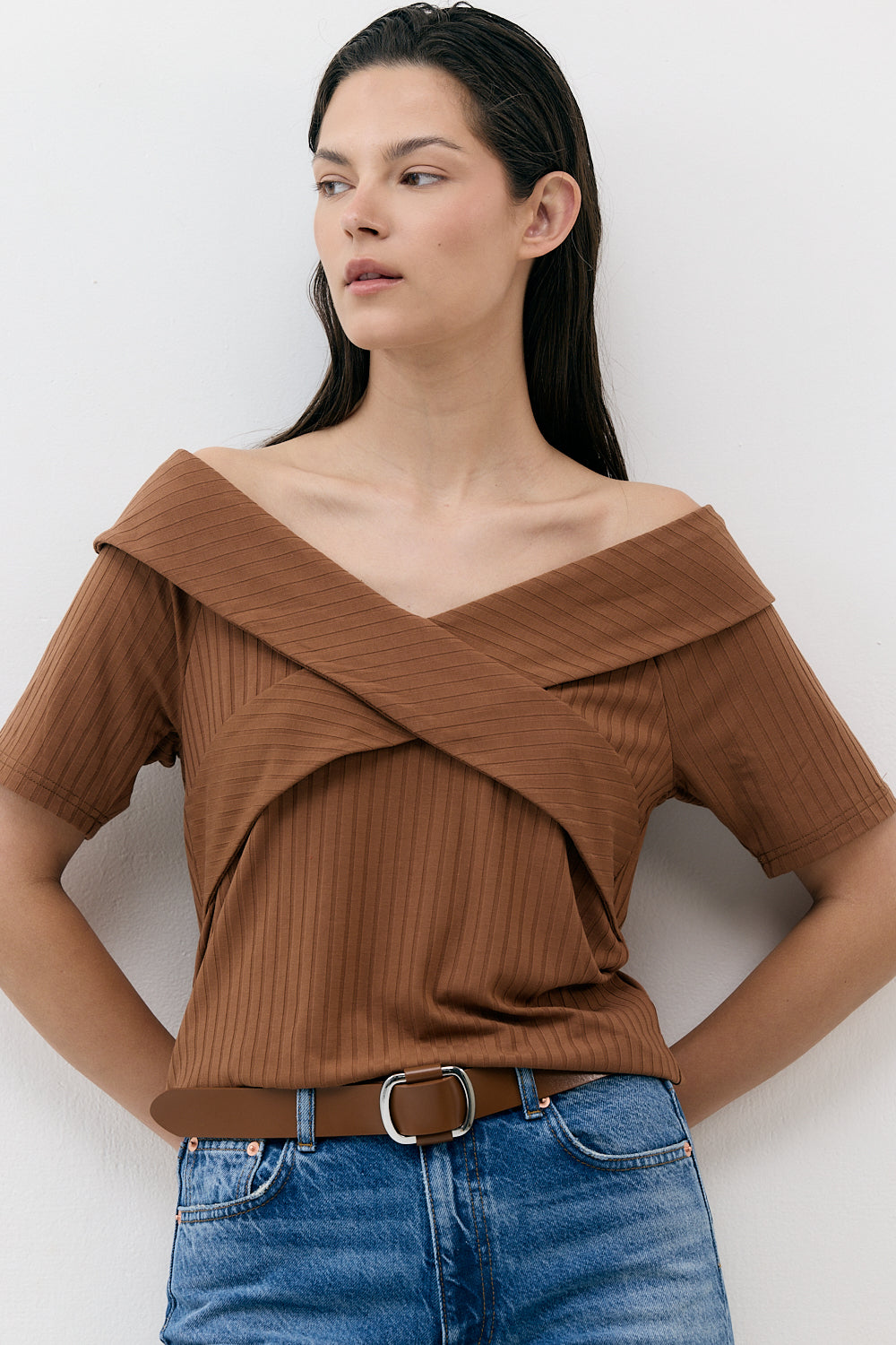 OFF SHOULDER TOP
