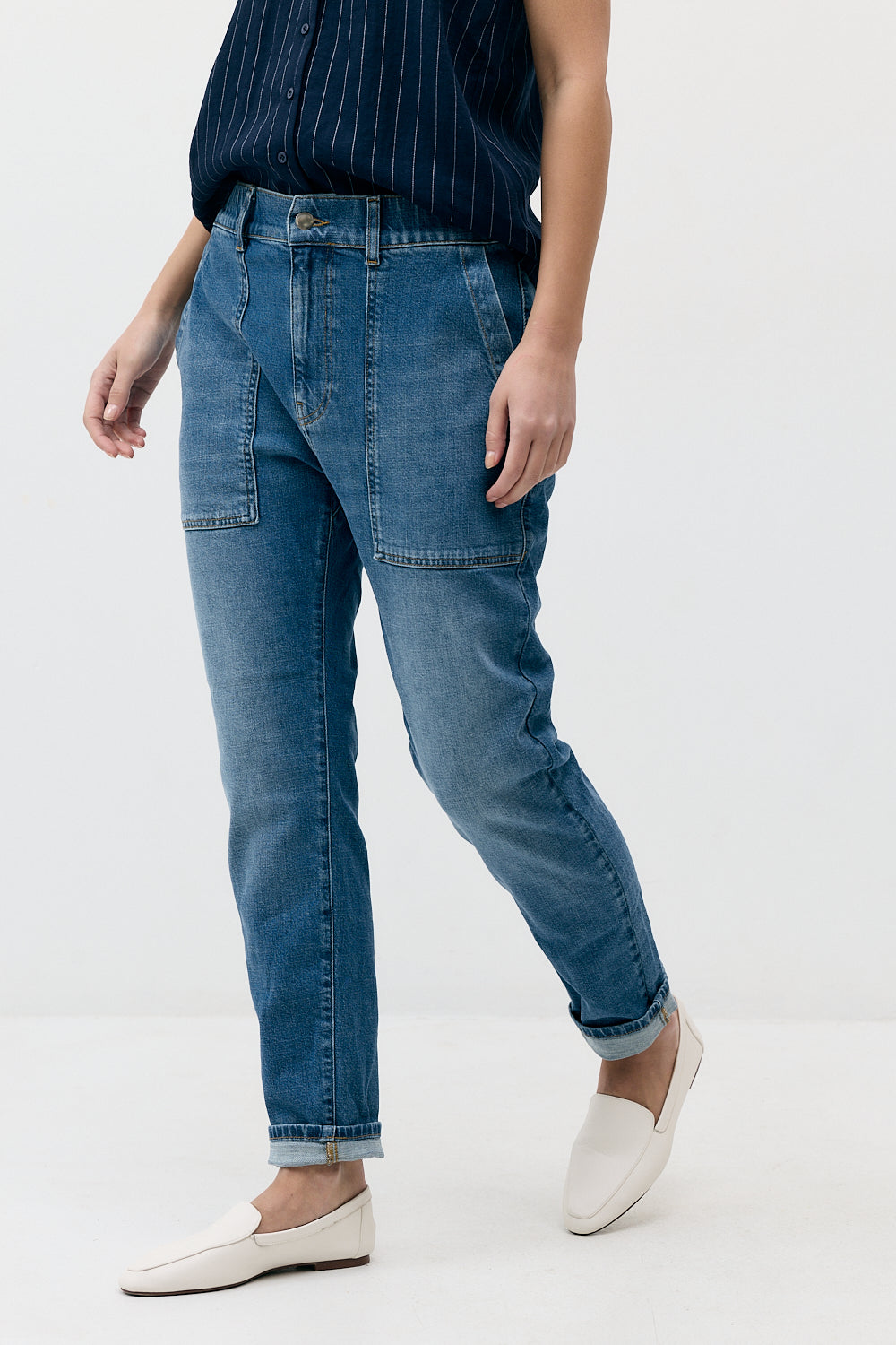 THE COMFY DENIM