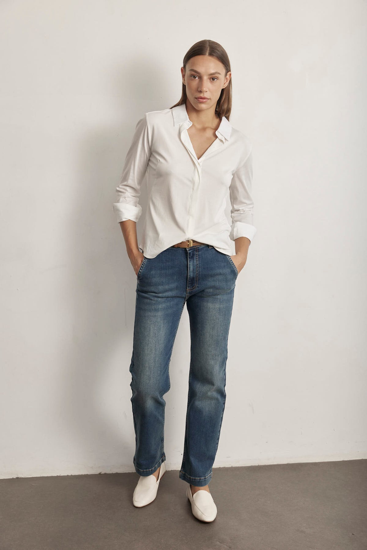 THE STRETCHY BUTTON UP SHIRT