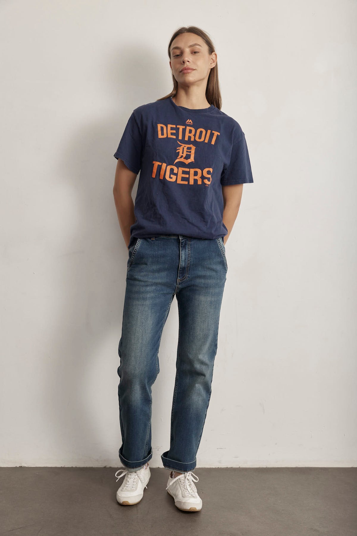 BORROWED TEE 03