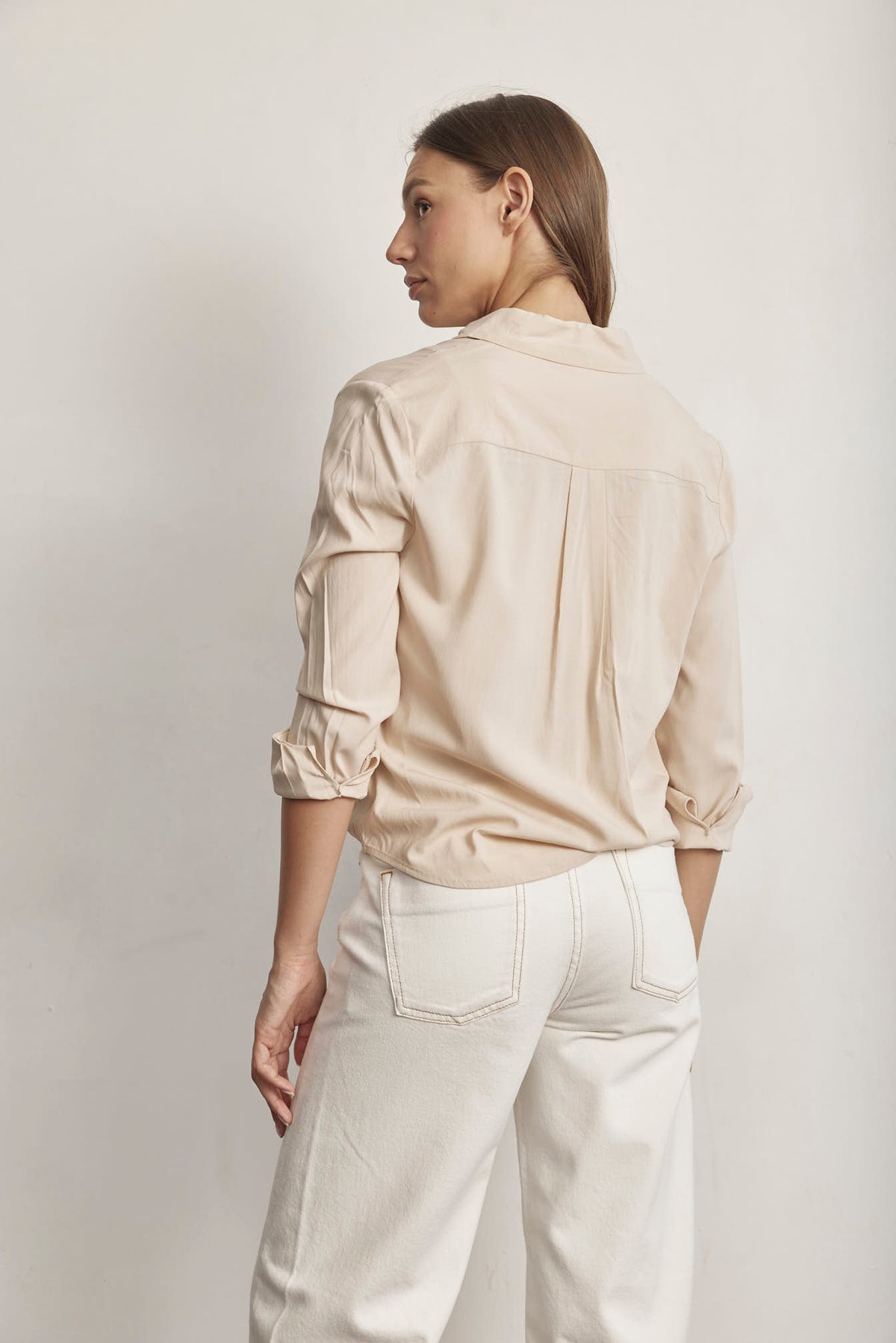 TRIM EMBROIDERY SHIRT