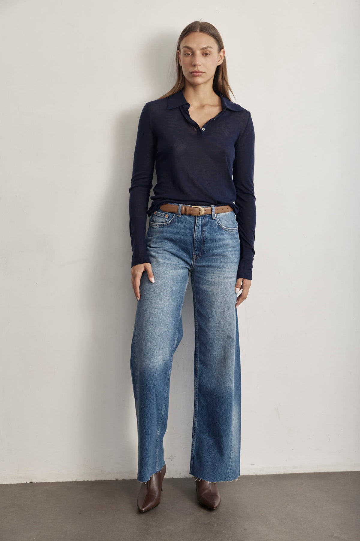LIGHT WEIGHT HENELY TOP