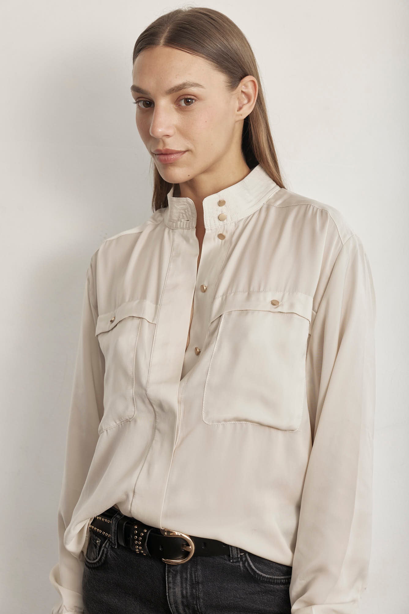 THE STITCHED COLLAR SHIRT