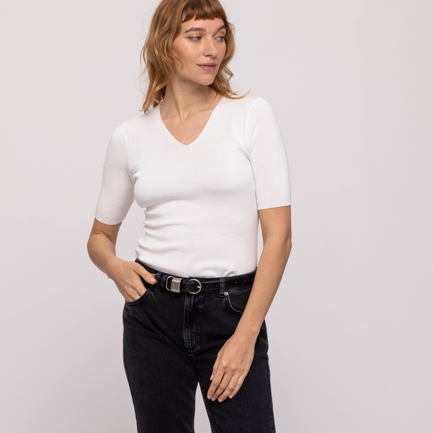 BASIC V NECK KNIT