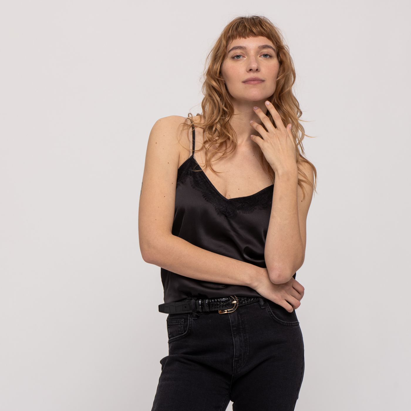 THE LACE TOP