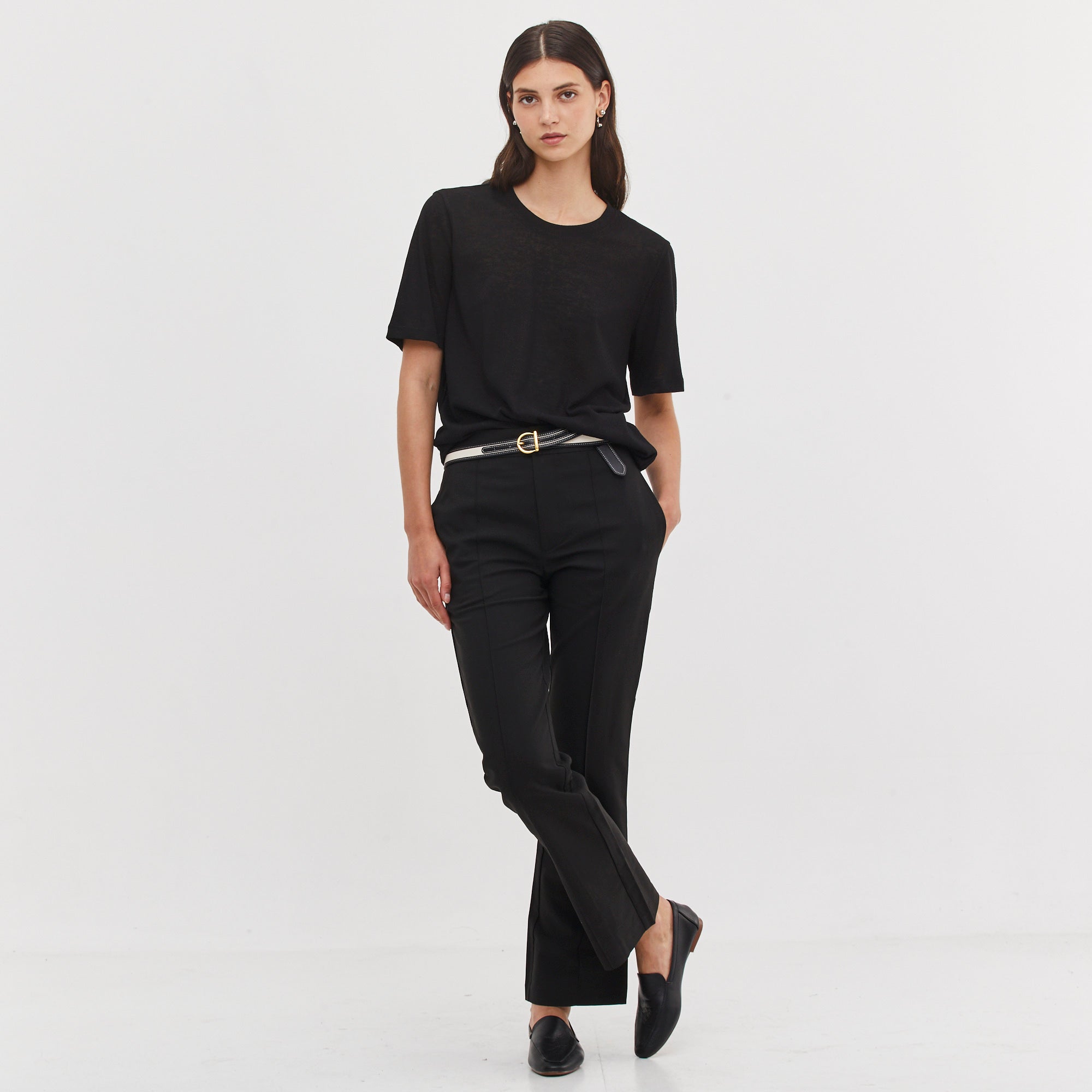 THE LINEN T-S