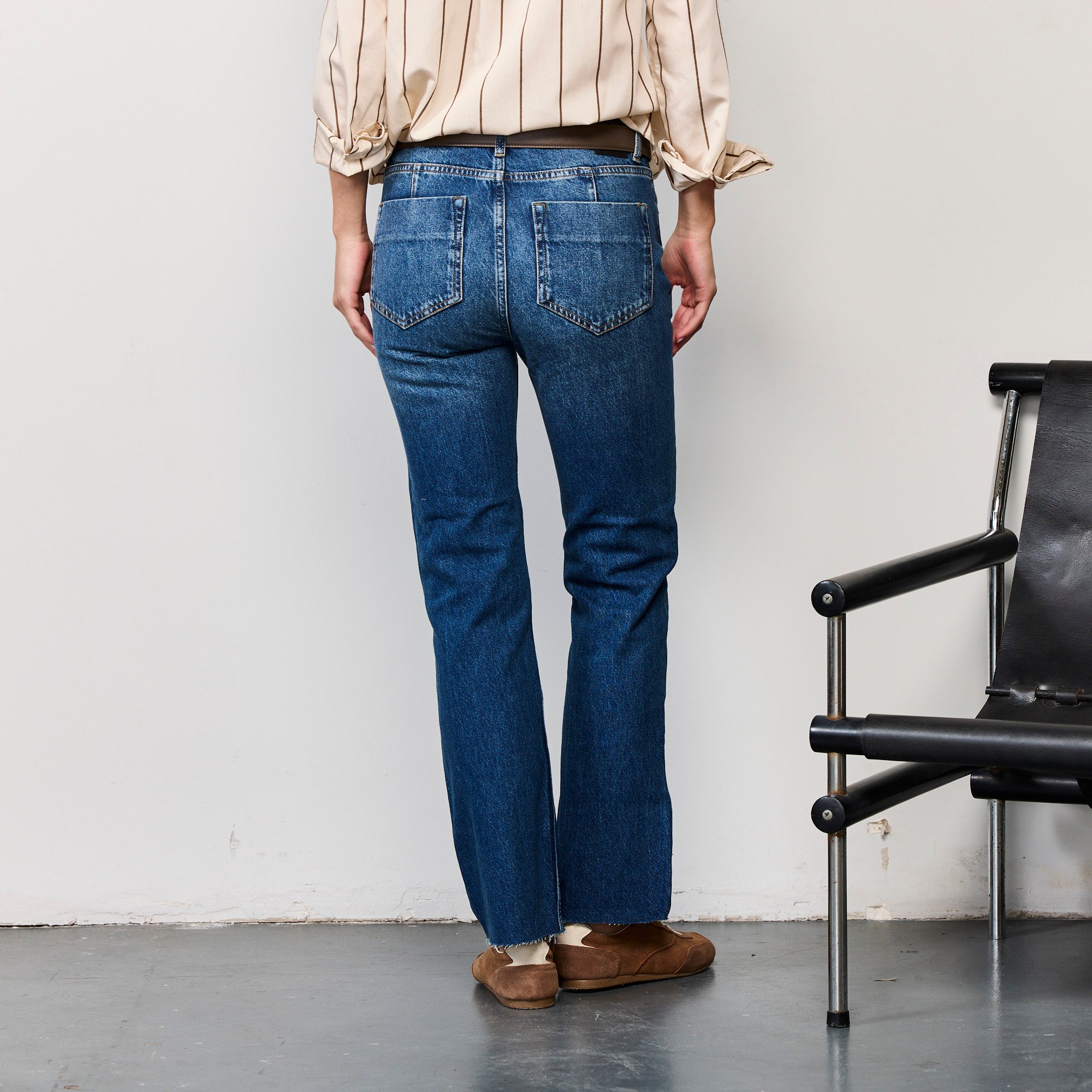 THE CROP HIGH WAIST DENIM