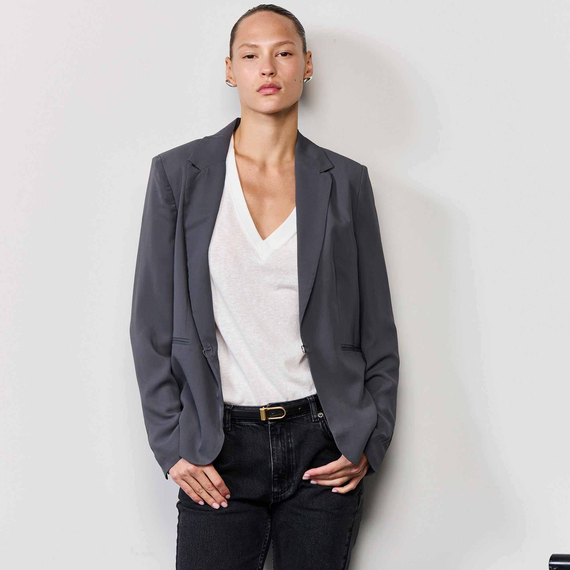 THE COOL FIT BLAZER