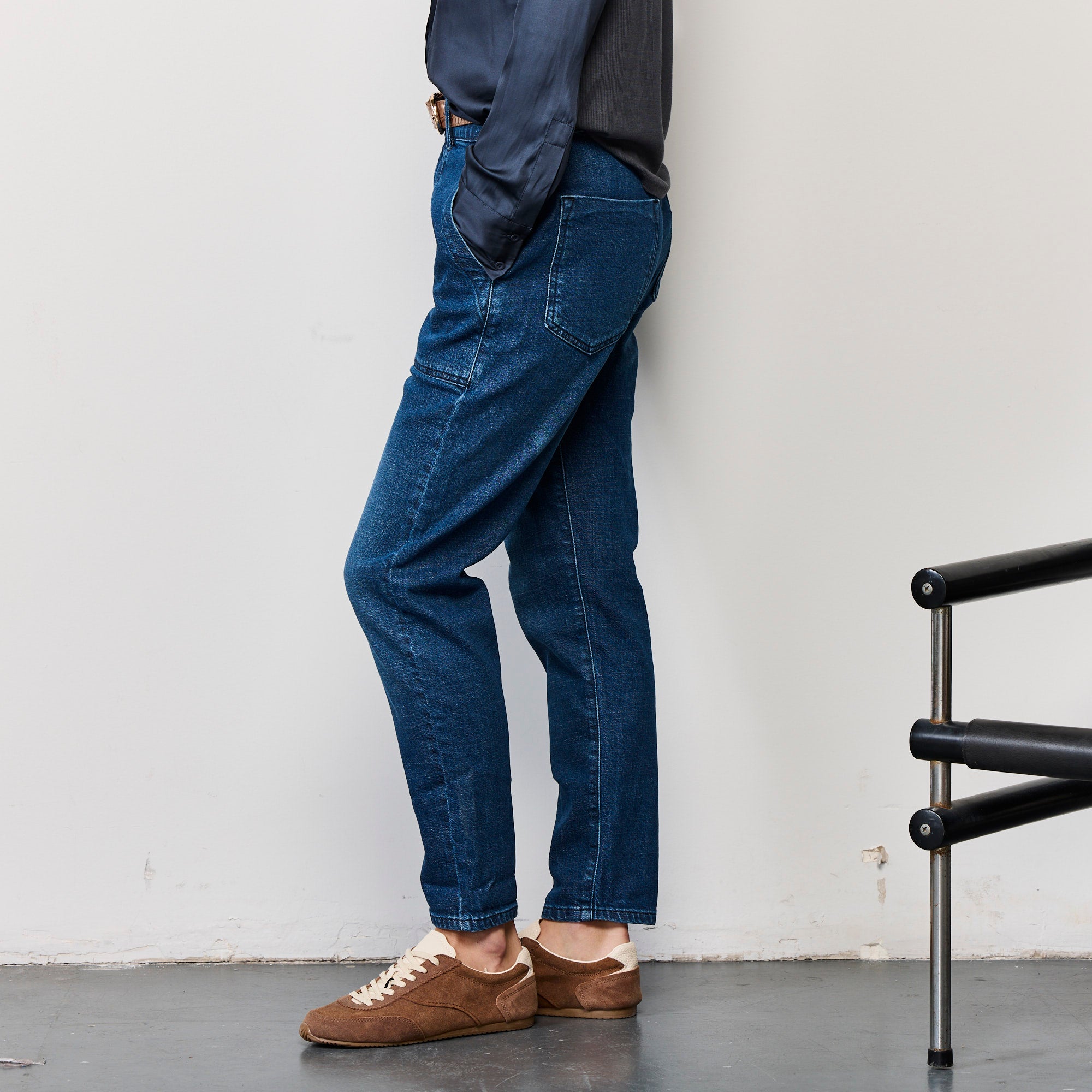 THE COMFY DENIM