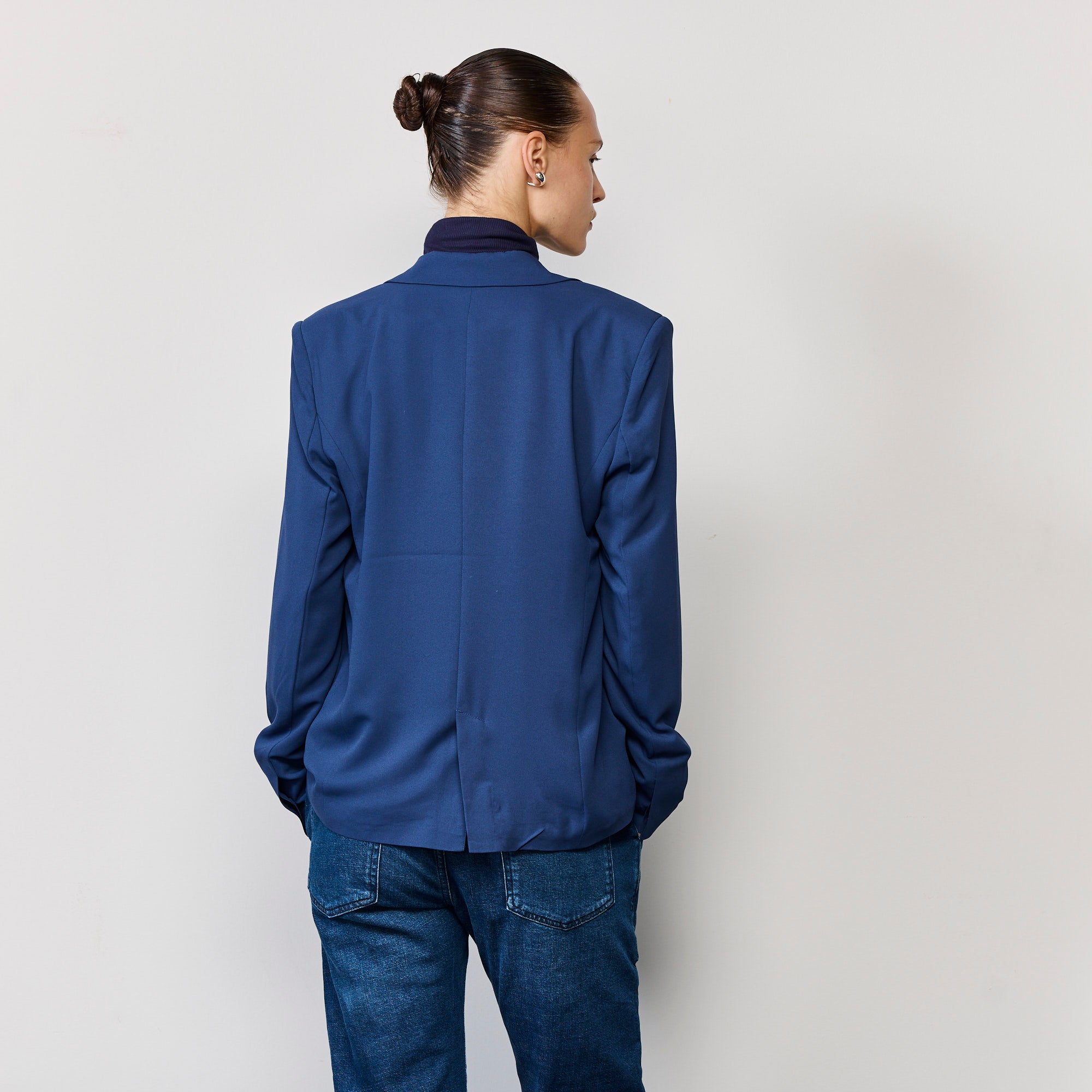 THE COOL FIT BLAZER