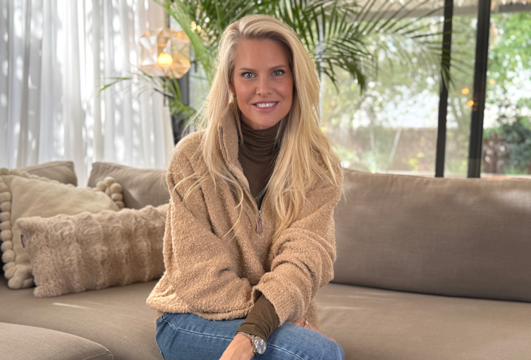 SHELLY GAFNI - BEAUTY ICON