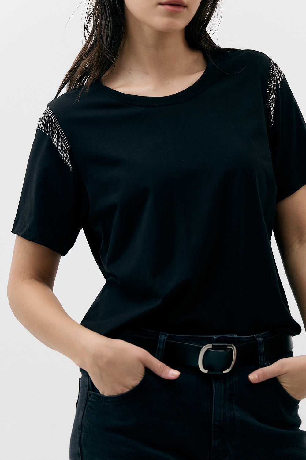 THE SHOULDER CHAIN T-S