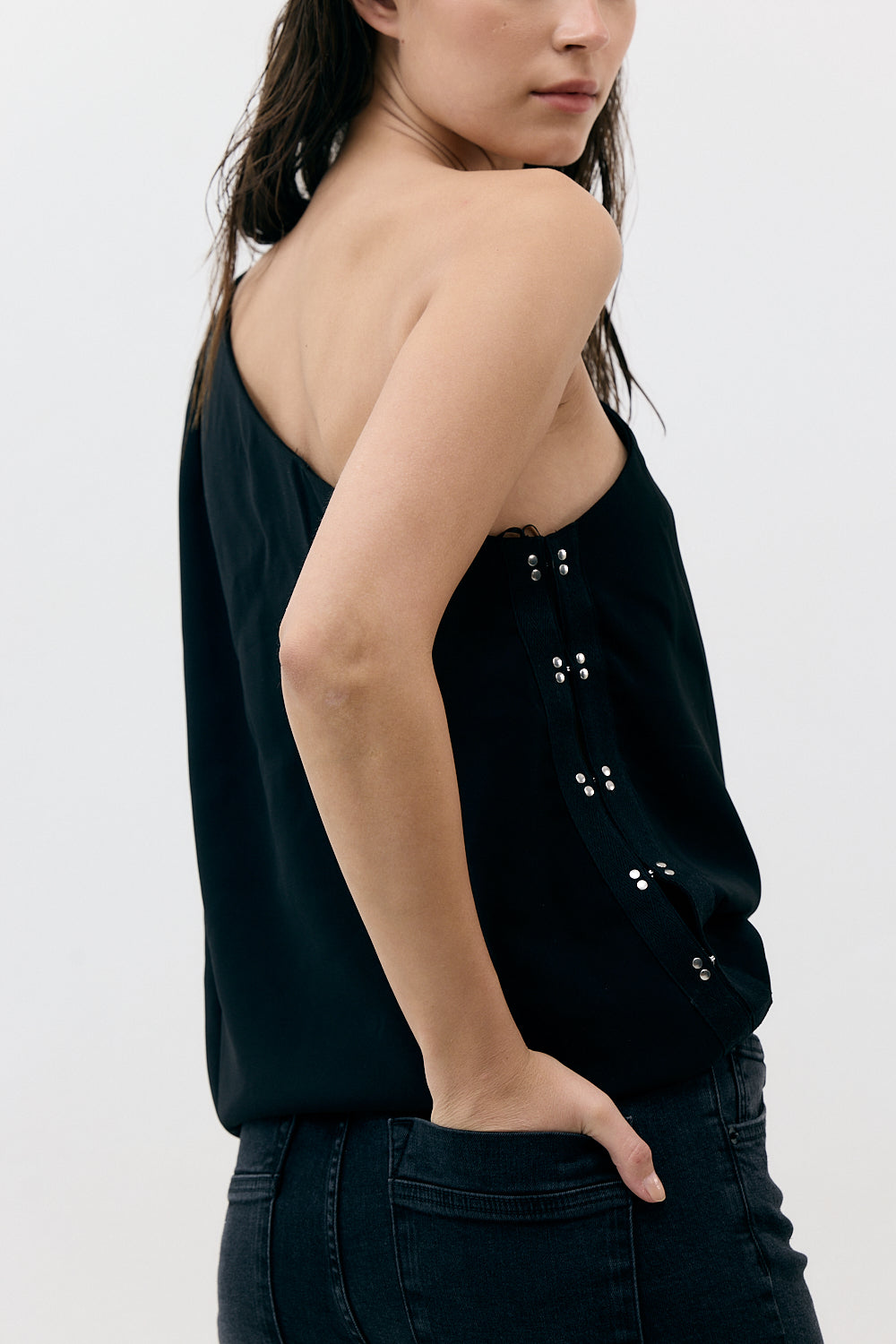 1 SHOULDER HOOKS TOP