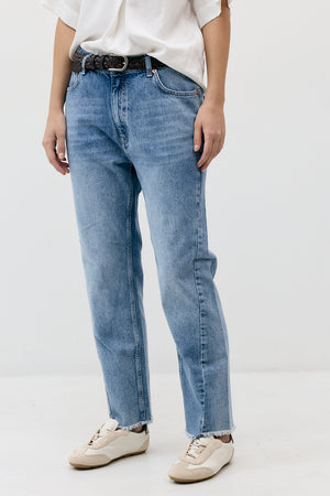 THE TWISTED SEAM DENIM