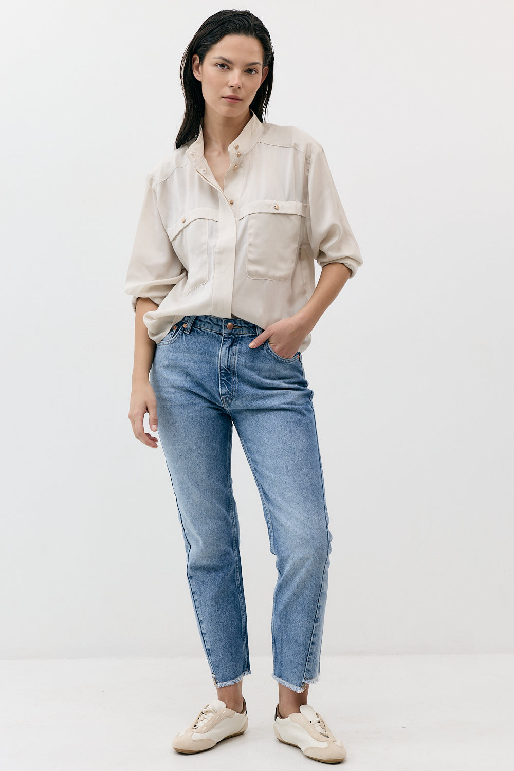 THE STITCHED COLLAR SHIRT