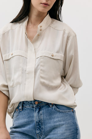 THE STITCHED COLLAR SHIRT