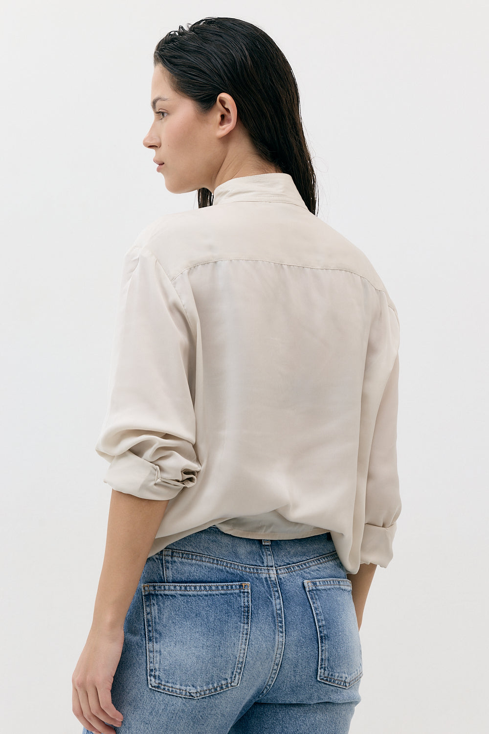 THE STITCHED COLLAR SHIRT