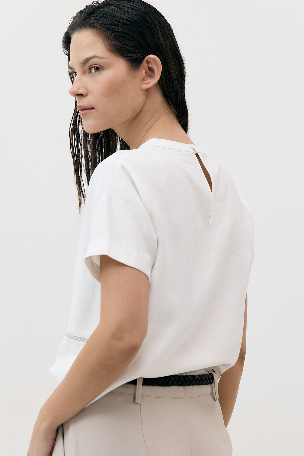 THE EMBROIDERY TRIM TOP