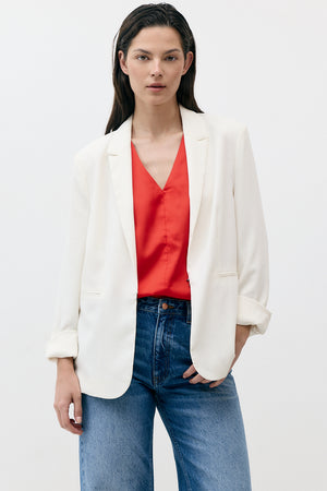 V NECK ESSENTIAL TOP