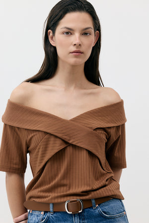 OFF SHOULDER TOP