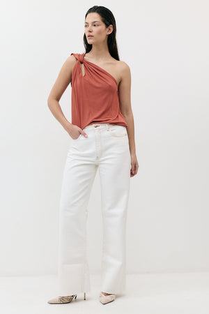 1 SHOULDER TOP