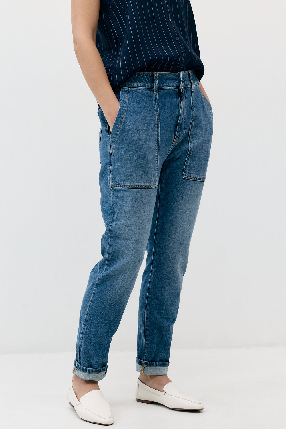 THE COMFY DENIM