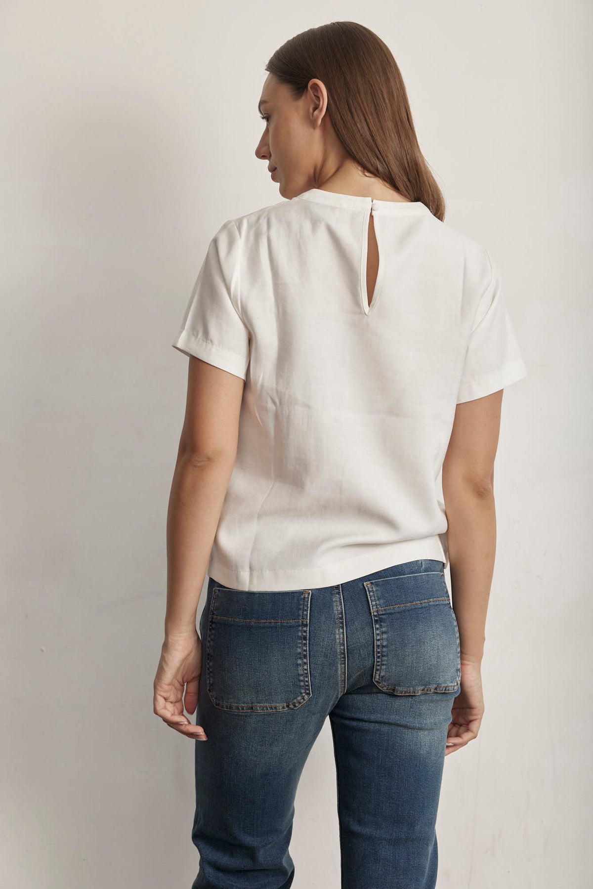 THE EMBROIDERY TRIM TOP