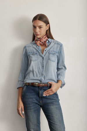 THE LIGHT WEIGHT DENIM SHIRT