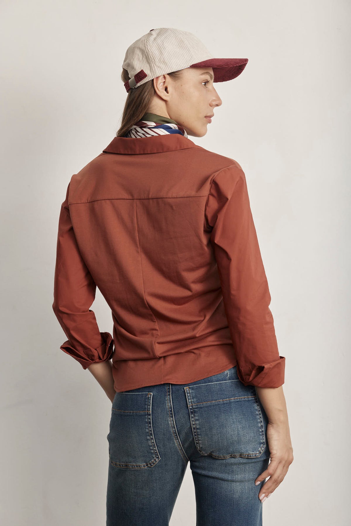 THE STRETCHY BUTTON UP SHIRT