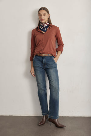 THE STRETCHY BUTTON UP SHIRT