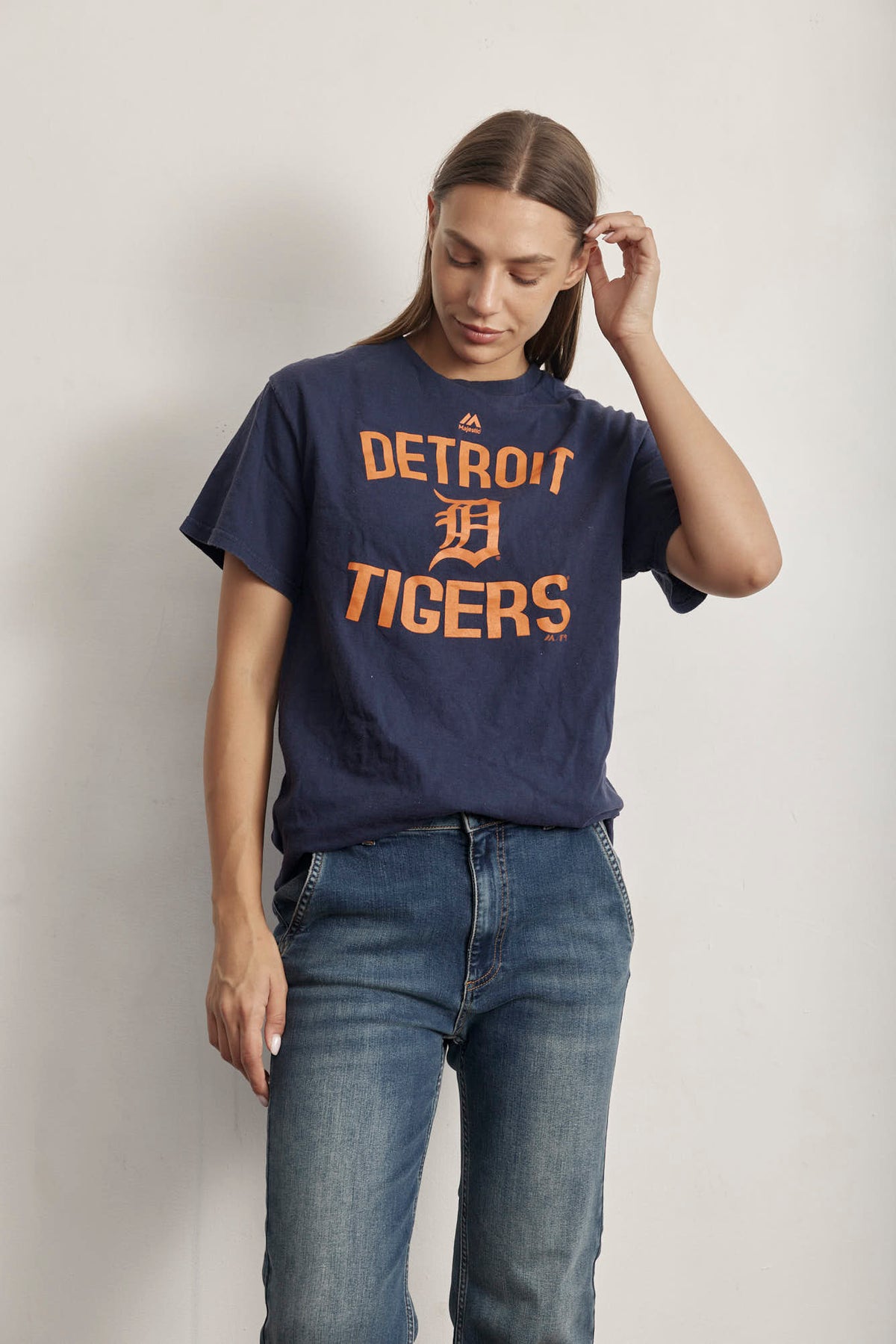 BORROWED TEE 03