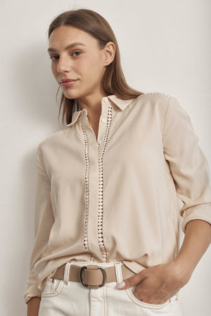 TRIM EMBROIDERY SHIRT