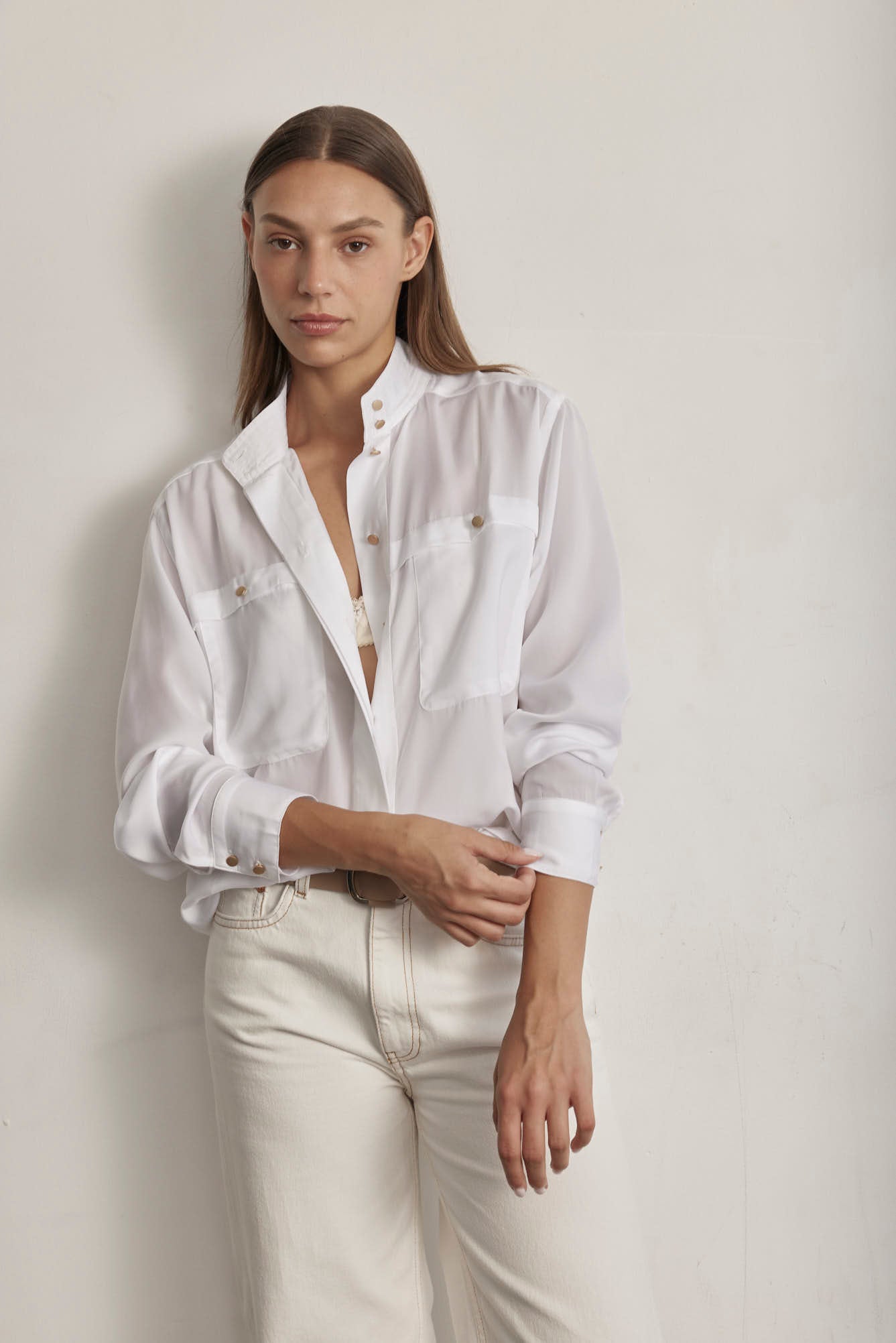 THE STITCHED COLLAR SHIRT