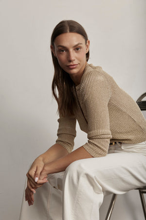 GOLD METAL KNIT