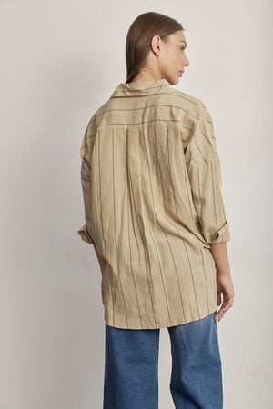 THE LINEN LONG BUTTON UP SHIRT