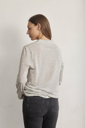 LINEN KNIT TOP