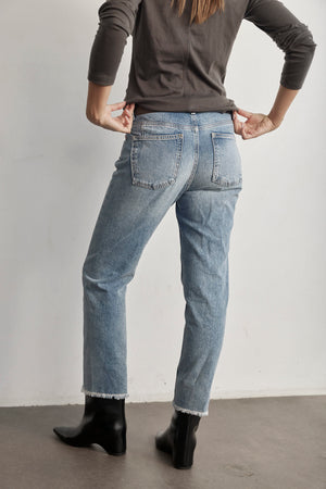 THE TWISTED SEAM DENIM