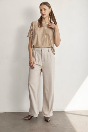 LOOSE WIDE LEG PANTS