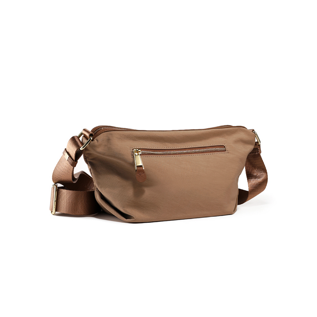 ESSENTIAL CROSSBODY BAG