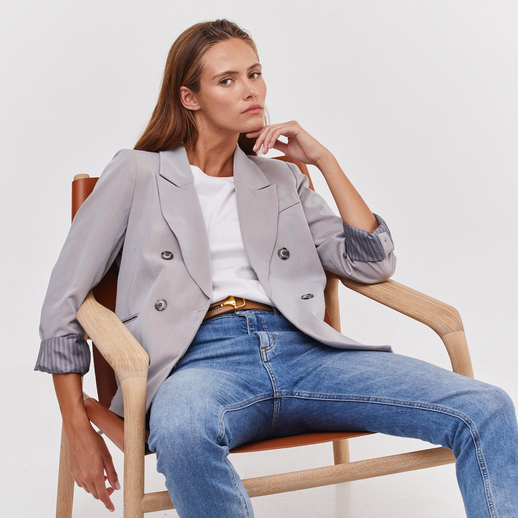 DOUBLE BREASTED BLAZER