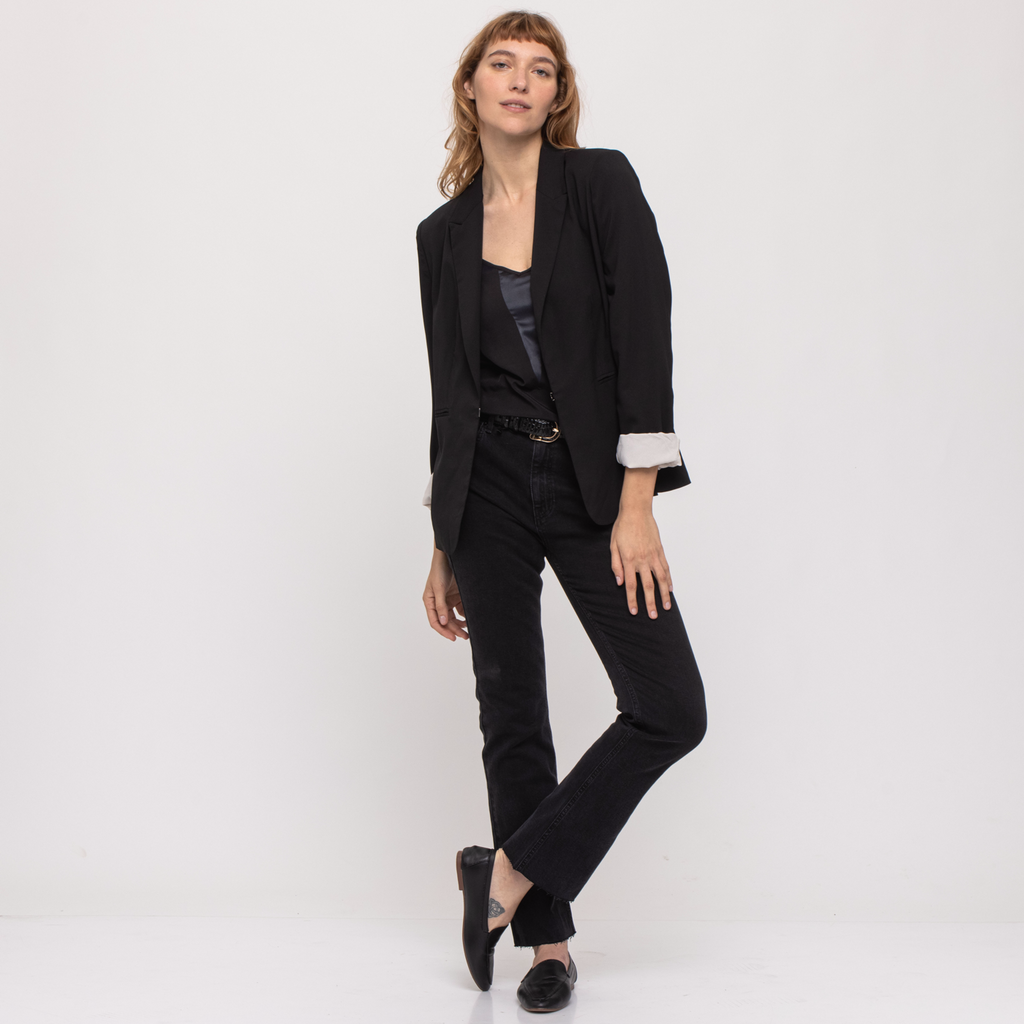 THE COOL FIT BLAZER