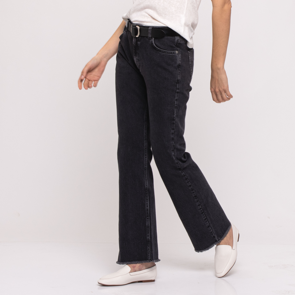 THE CROP HIGH WAIST DENIM