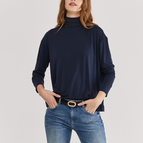 SOFT HIGH NECK TOP