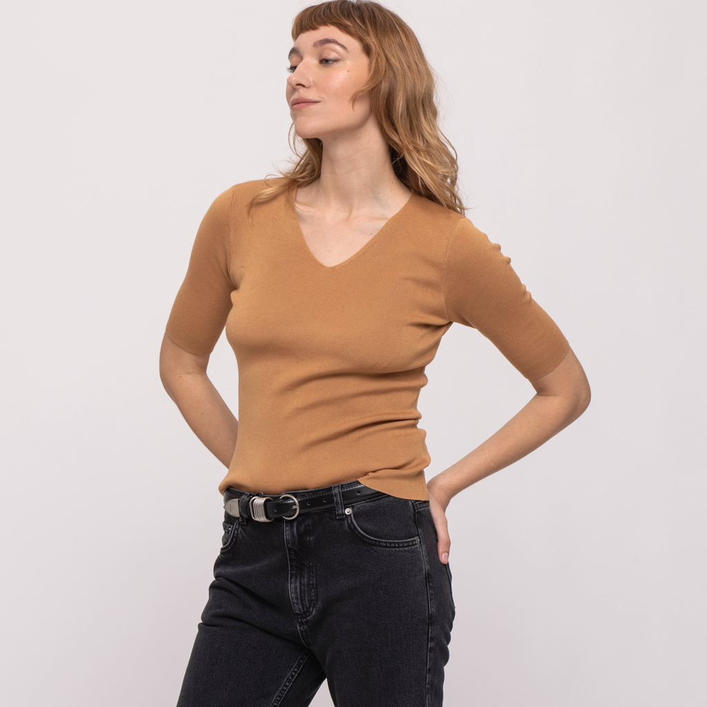 BASIC V NECK KNIT