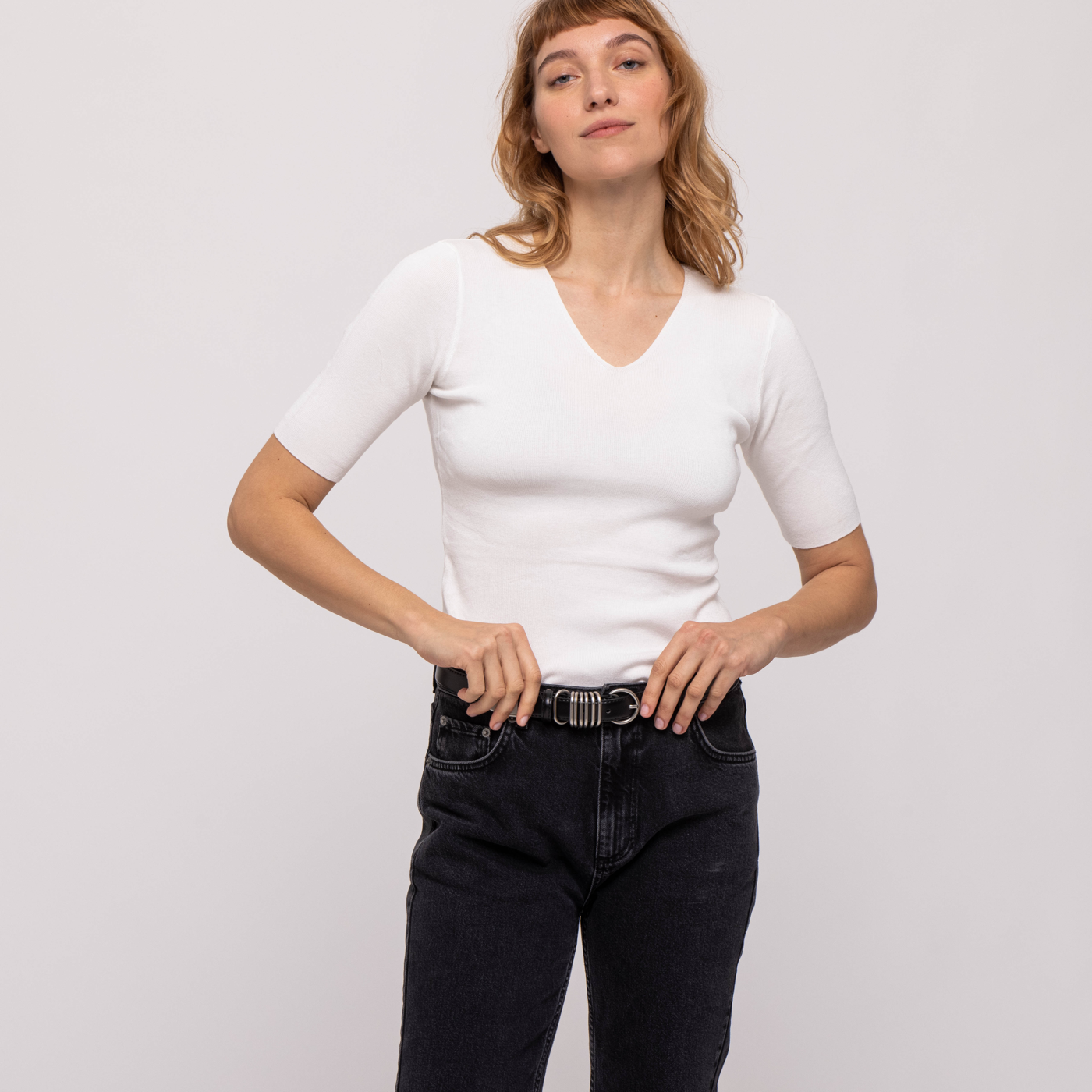 BASIC V NECK KNIT